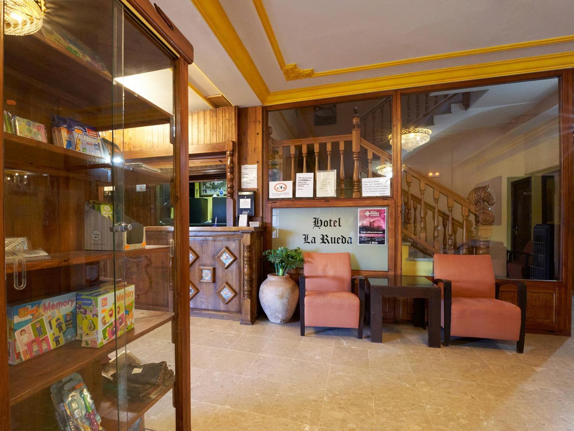 Hotel La Rueda 3000 Mora de Rubielos Exterior photo