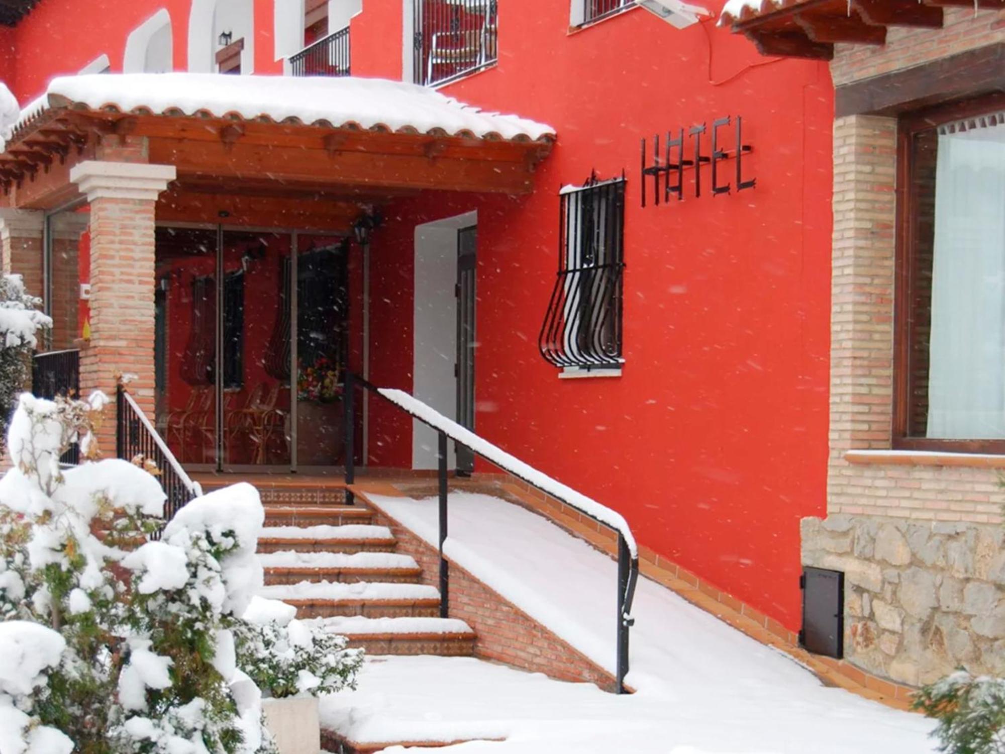 Hotel La Rueda 3000 Mora de Rubielos Exterior photo